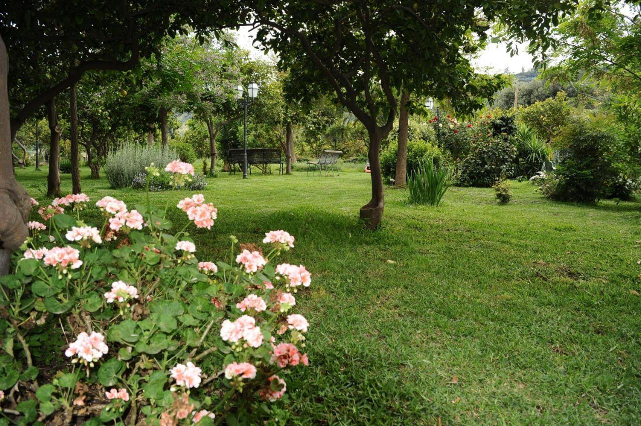 Tenuta Santa Tecla Acireale Exterior foto