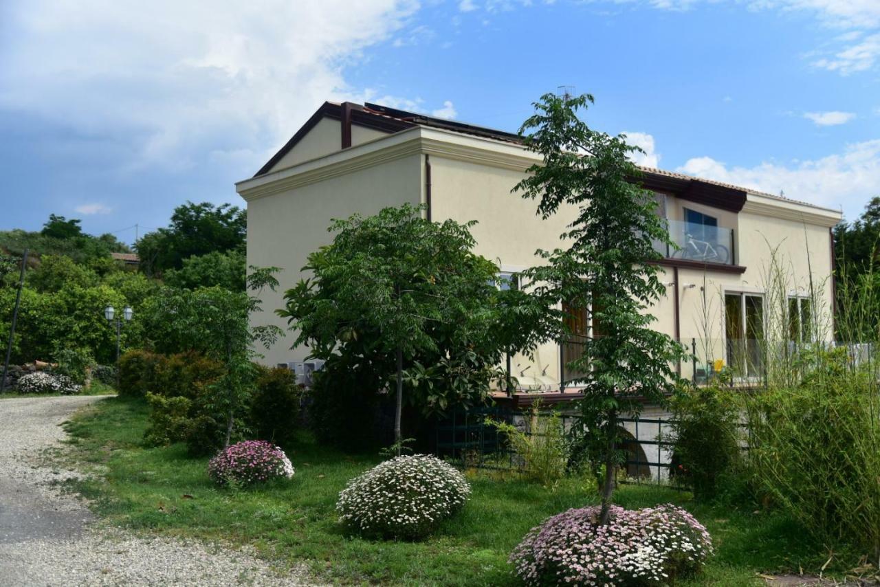 Gasthaus Tenuta Santa Tecla Acireale Exterior foto